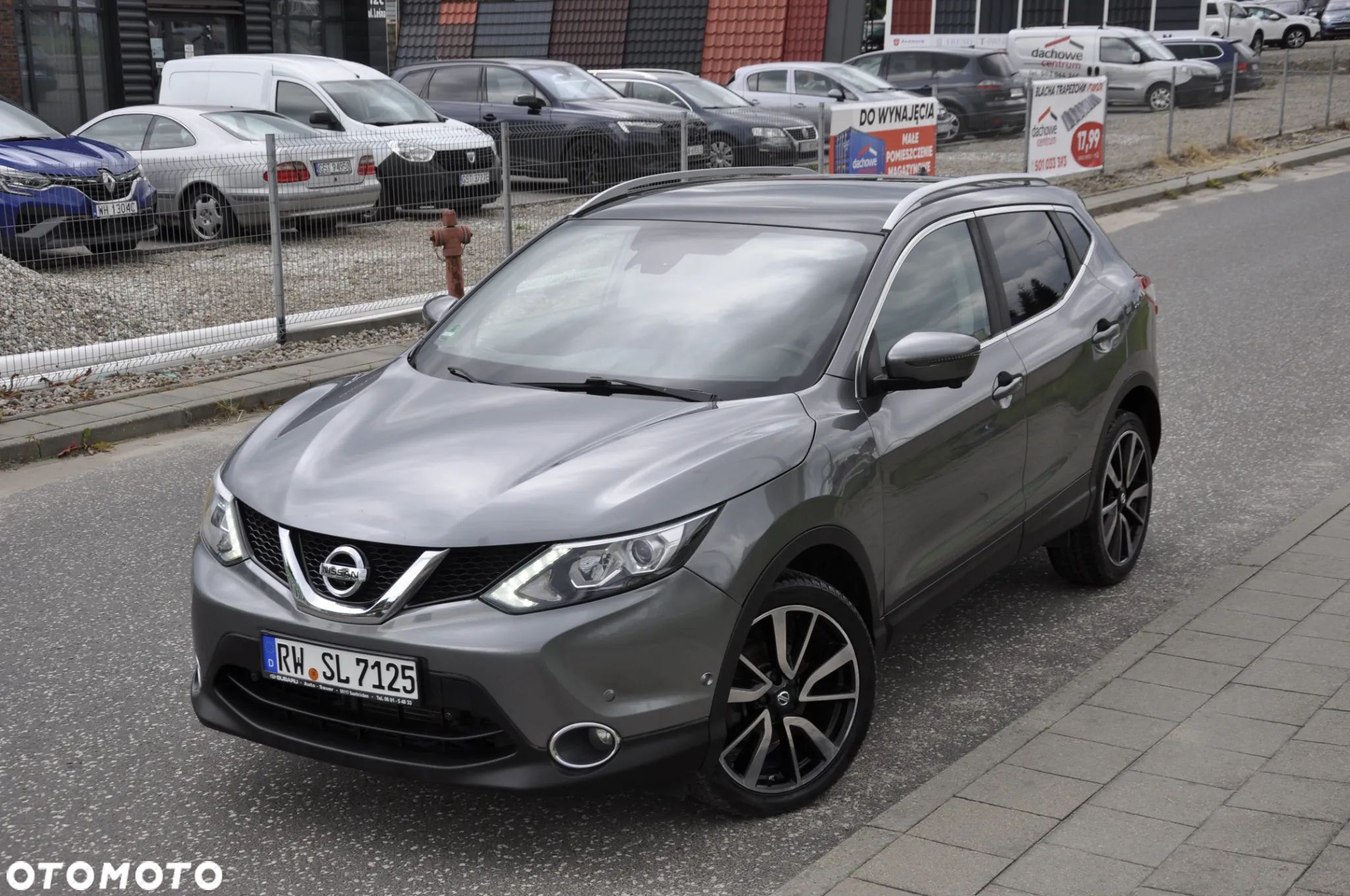 Nissan Qashqai 1.6 dCi Xtronic TEKNA - 1