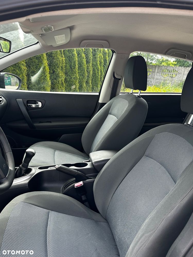 Nissan Qashqai 1.6 visia - 30
