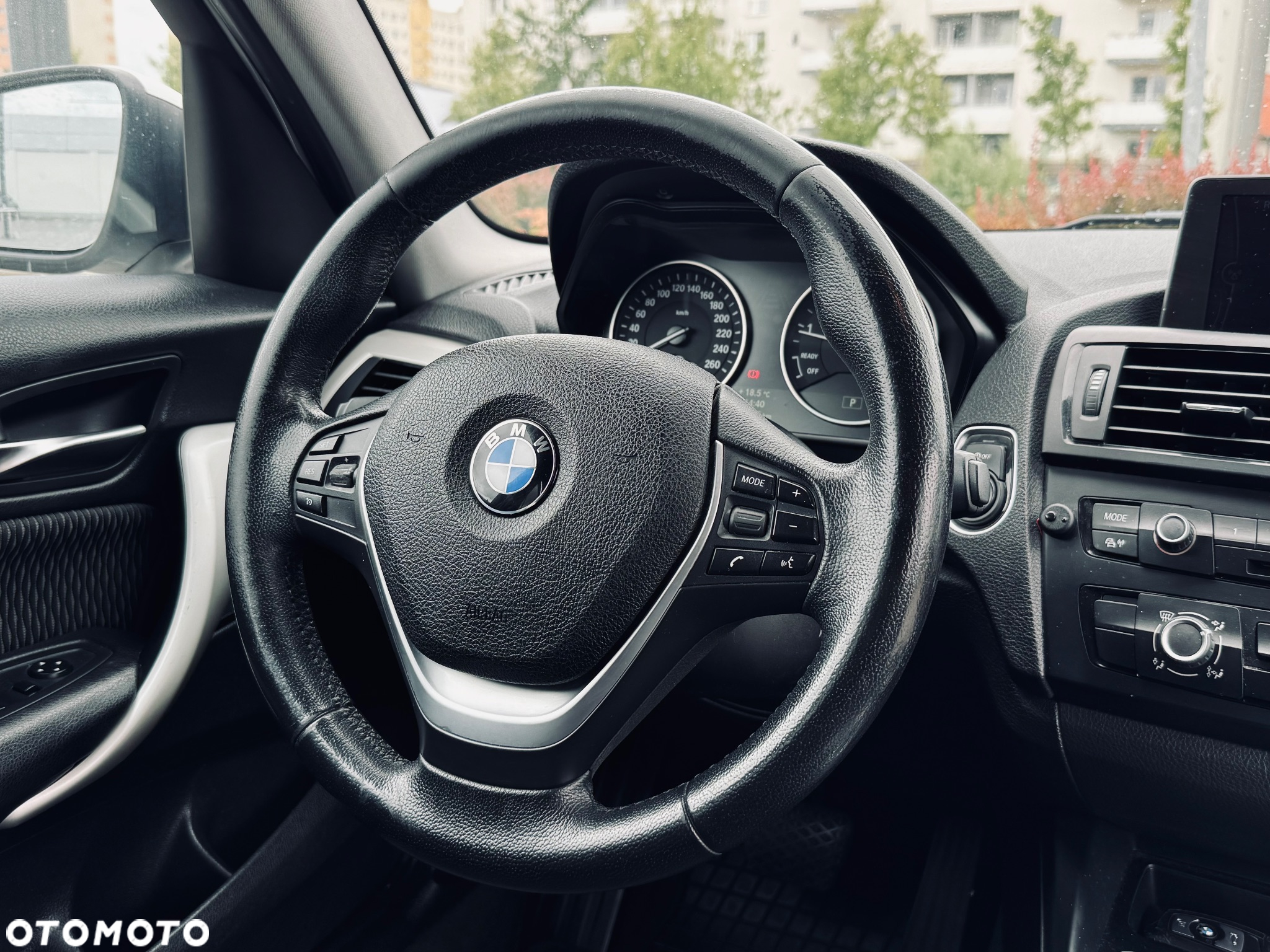 BMW Seria 1 118i Sport Line - 18