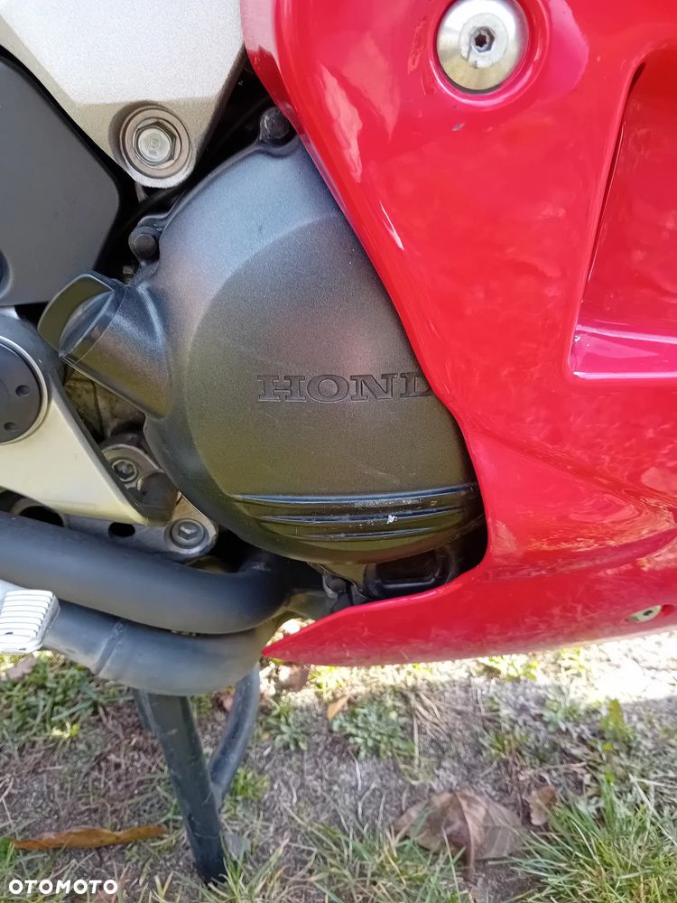 Honda VFR - 10