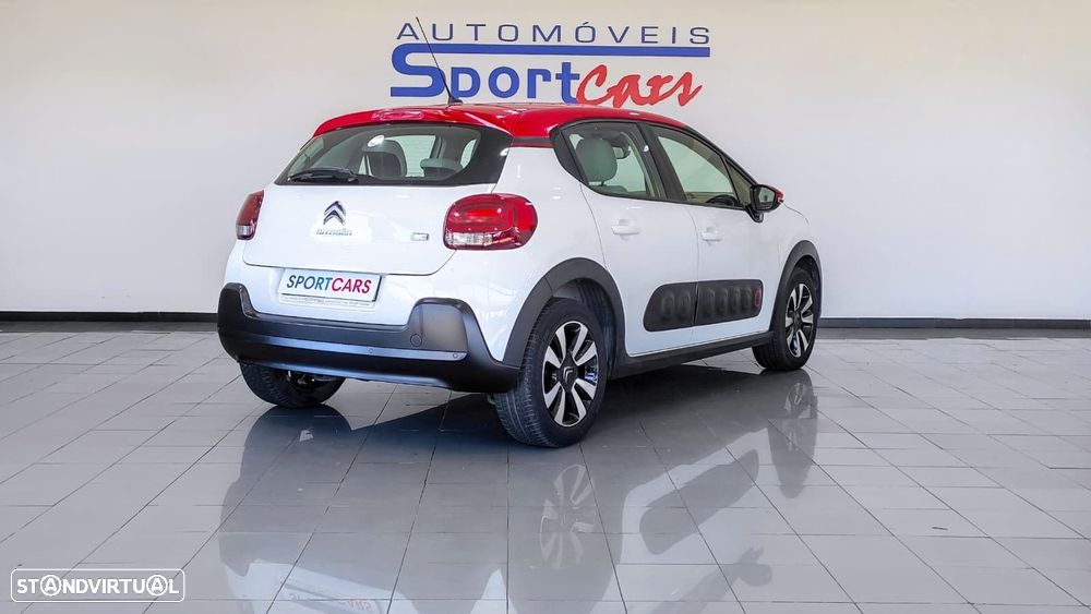Citroën C3 1.2 PureTech Shine - 2