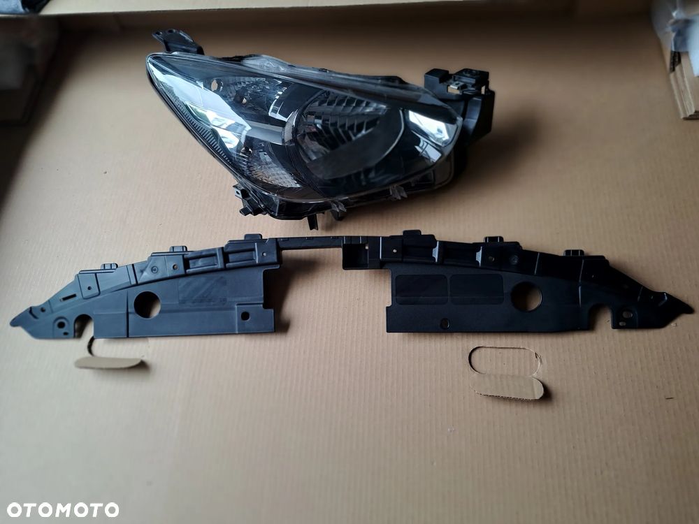 Mazda 2 Maska 2014-2024 części DJ DL - 28