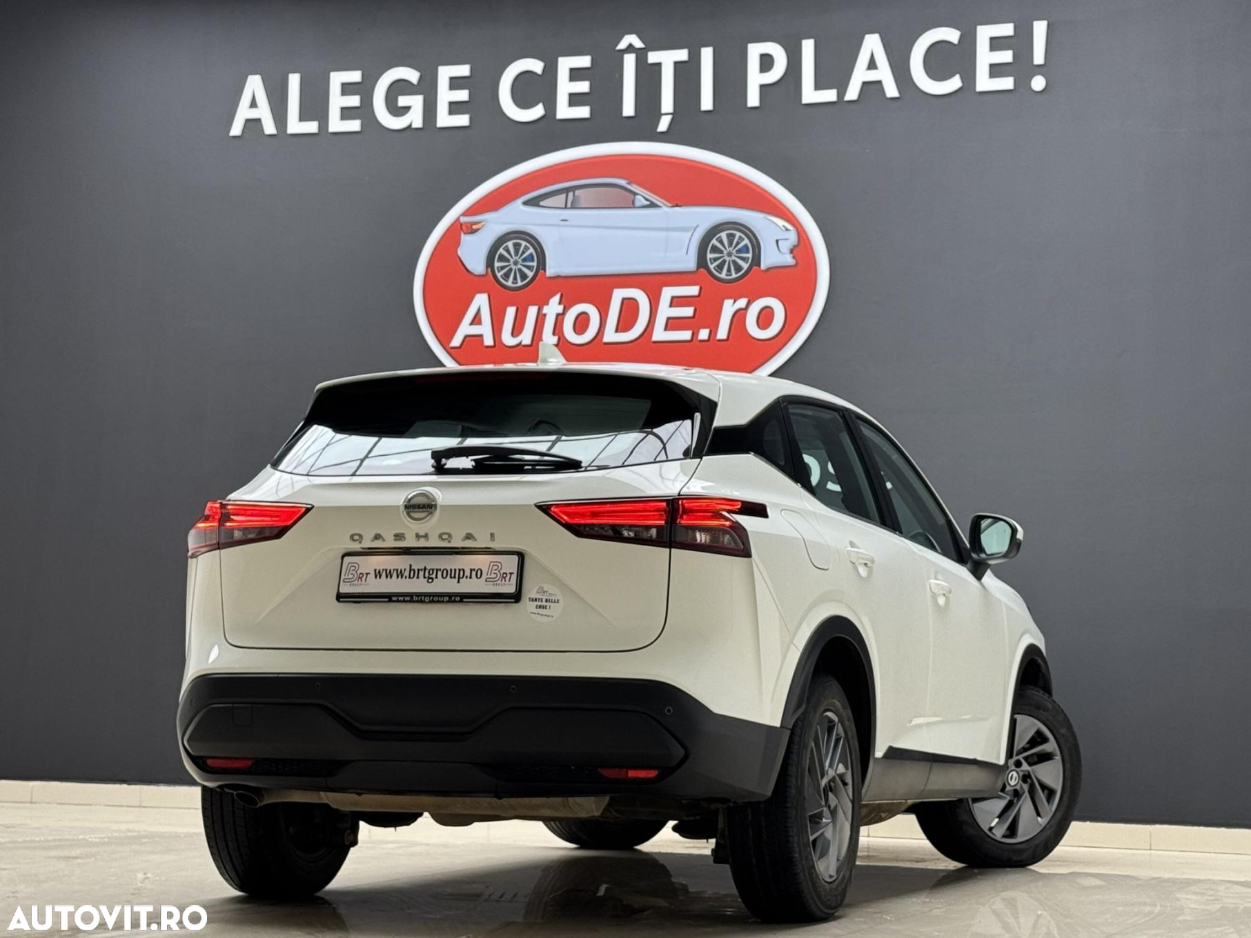 Nissan Qashqai 1.3 DIG-T ACENTA - 4
