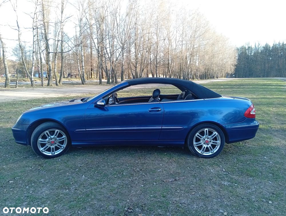Mercedes-Benz CLK - 13