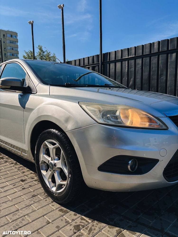 Ford Focus 1.6 Trend - 6