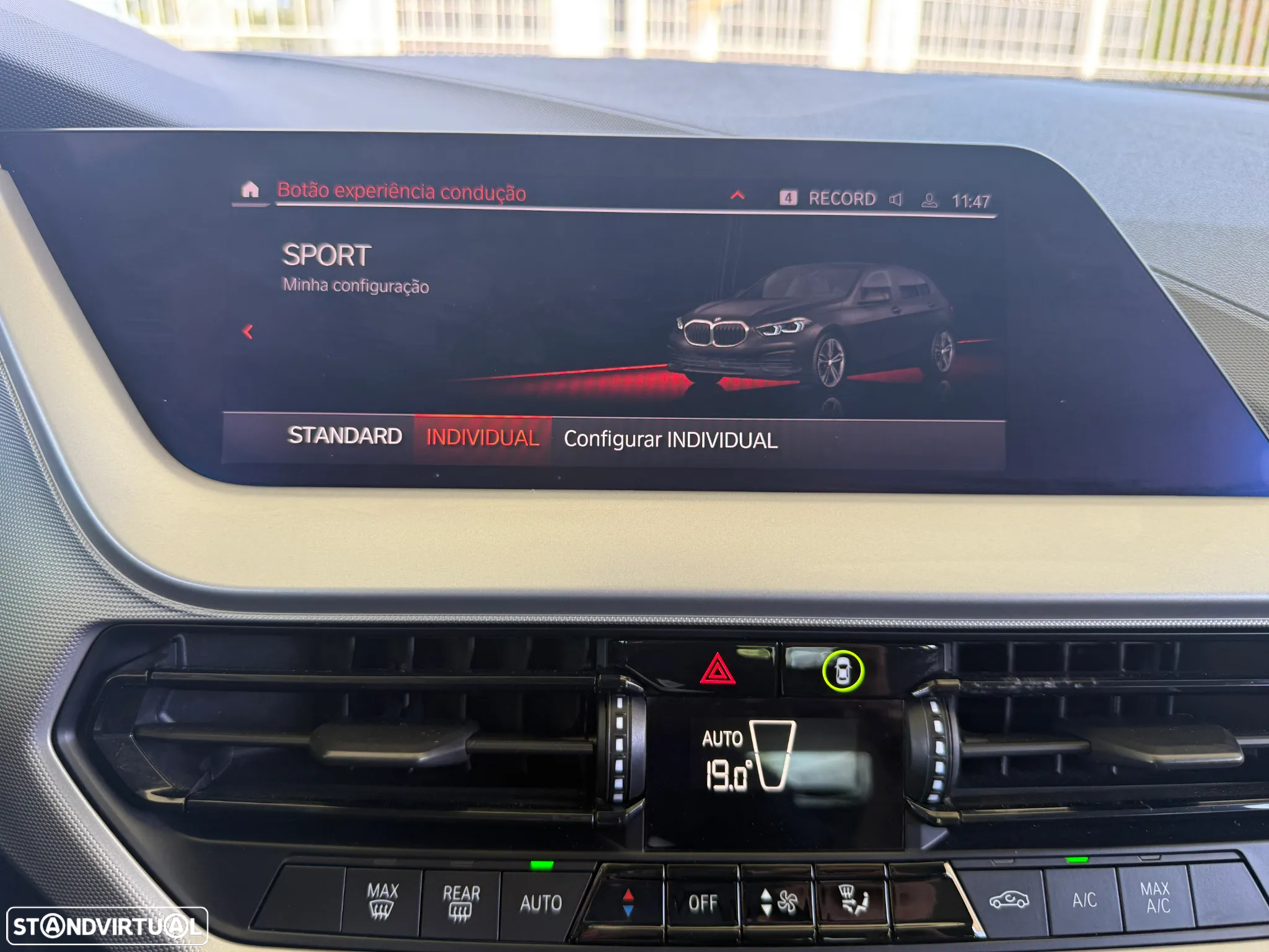 BMW 116 d Pack Color Vision Auto - 44