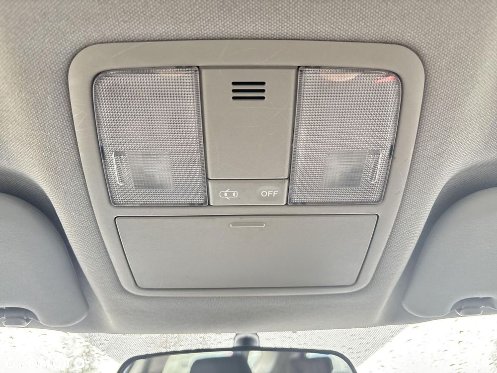 Toyota Auris 1.33 VVT-i Active - 24