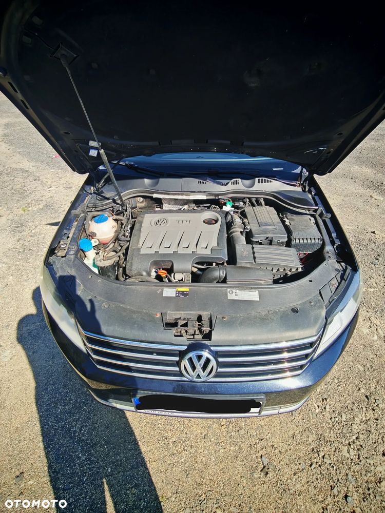 Volkswagen Passat - 6