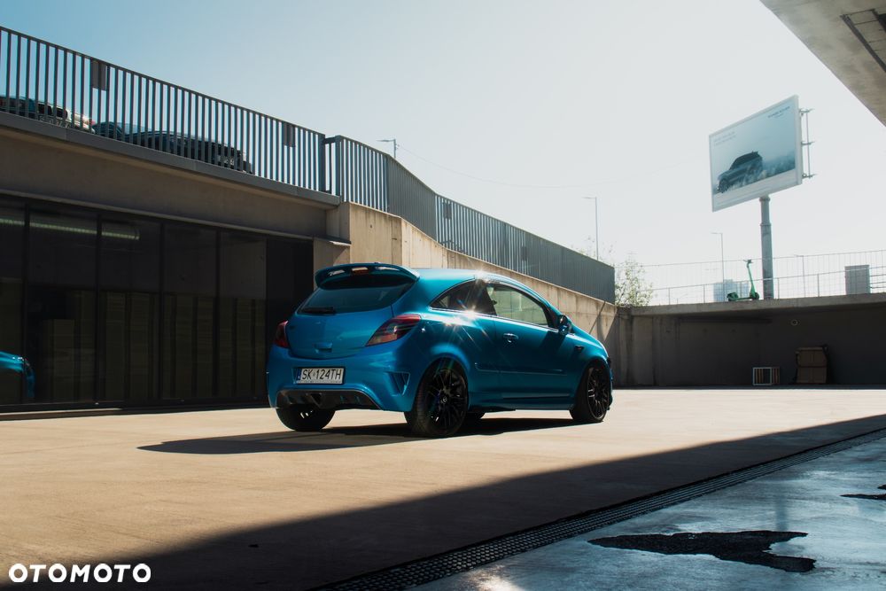 Opel Corsa 1.6T OPC - 16