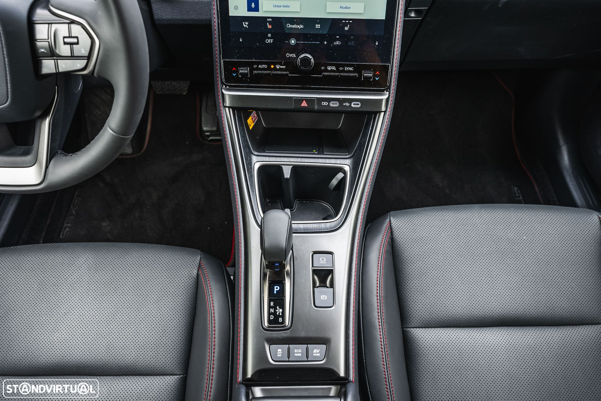 Lexus LBX Elegant Pele Preta - 22
