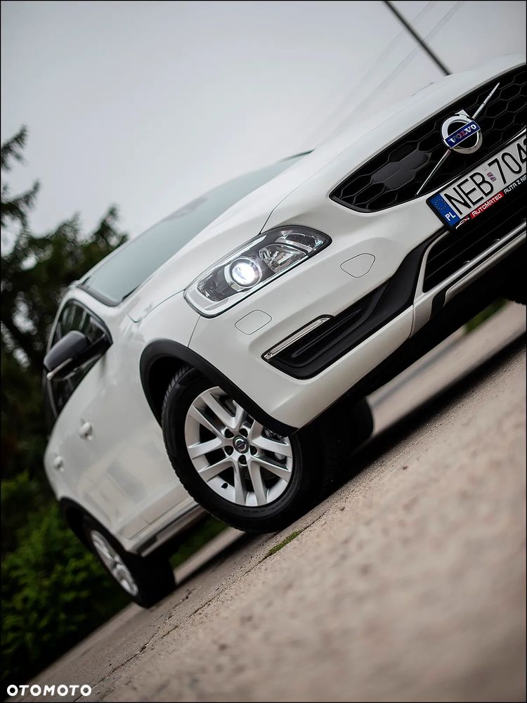 Volvo V60 Cross Country - 12