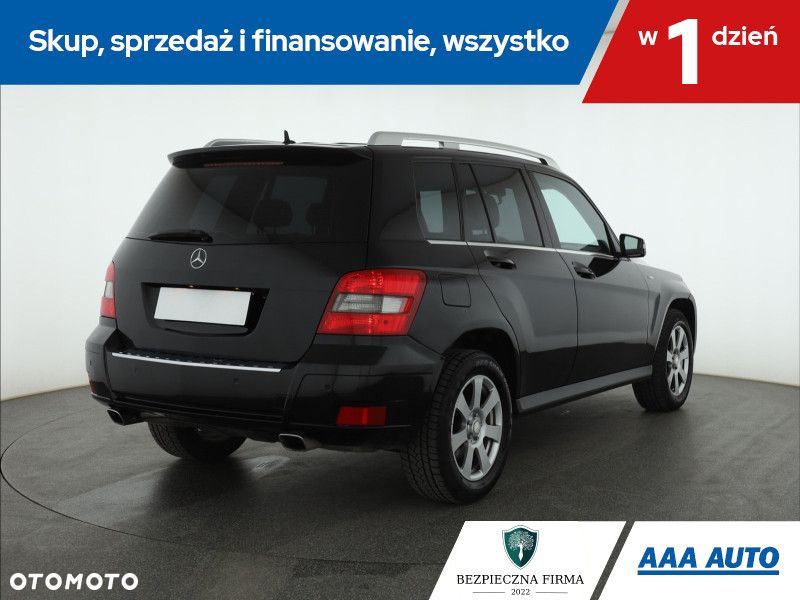 Mercedes-Benz GLK - 6