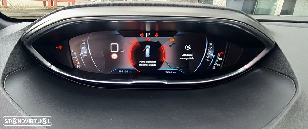 Peugeot 5008 1.5 BlueHDi GT Line EAT8 - 9