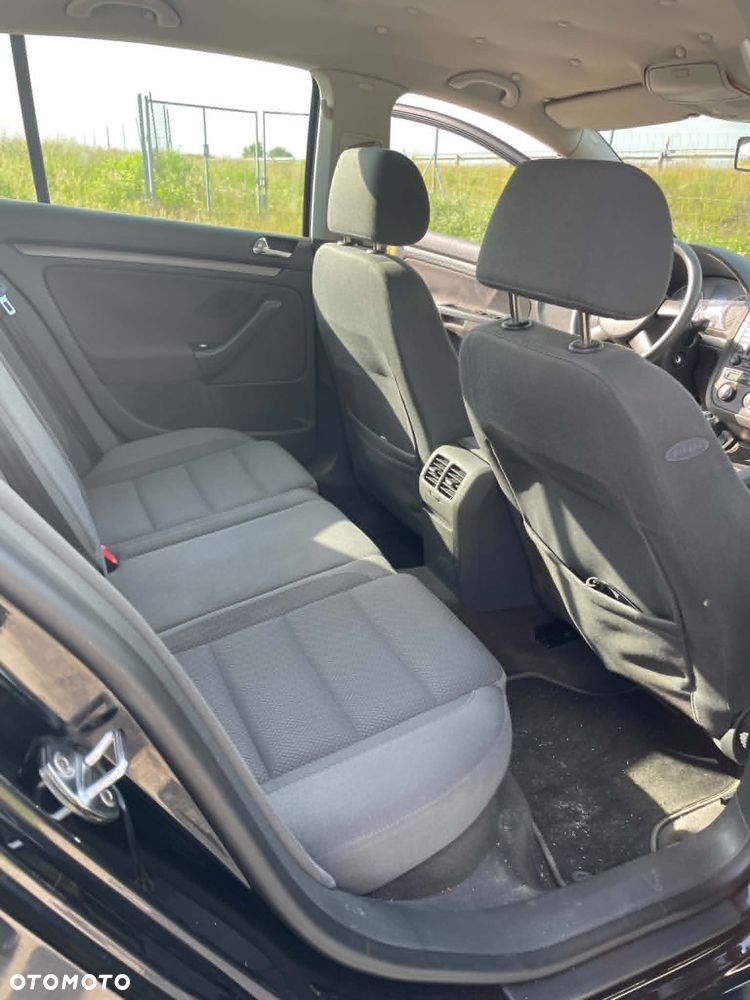 Volkswagen Golf 2.0 TDI Comfortline - 4