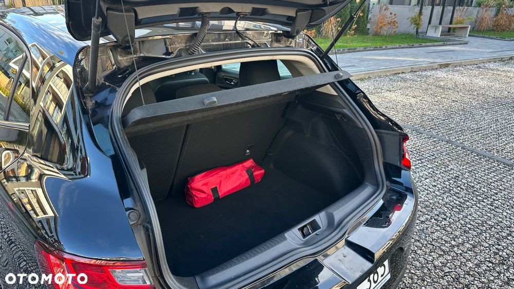 Renault Megane IV 16-20 - 16