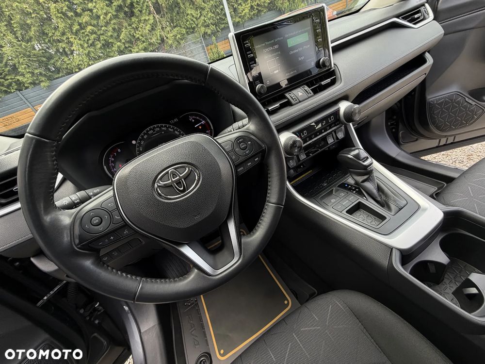 Toyota RAV4 - 29