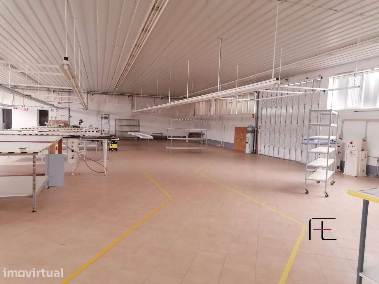 Armazém  Venda em Raimonda,Paços de Ferreira - Grande imagem: 3/34