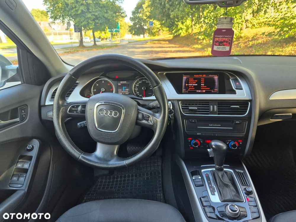 Audi A4 Avant 2.0 TDI Multitronic - 8