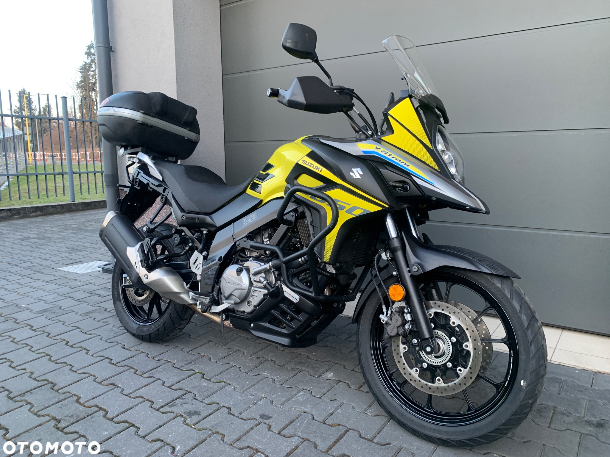 Suzuki DL - 11