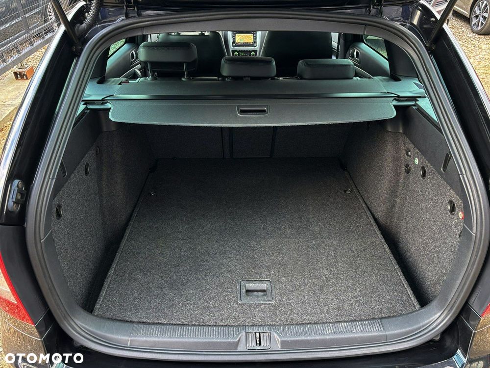 Skoda Octavia 2.0 TDI RS DSG - 5