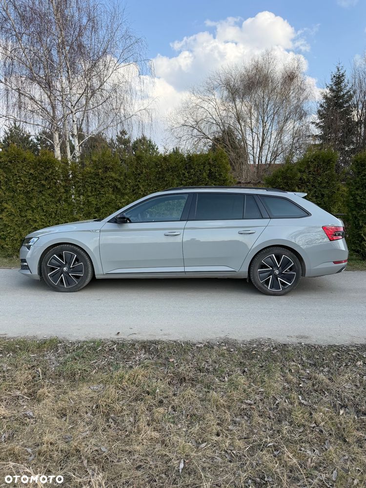 Skoda Superb 2.0 TDI SCR Sportline DSG - 2