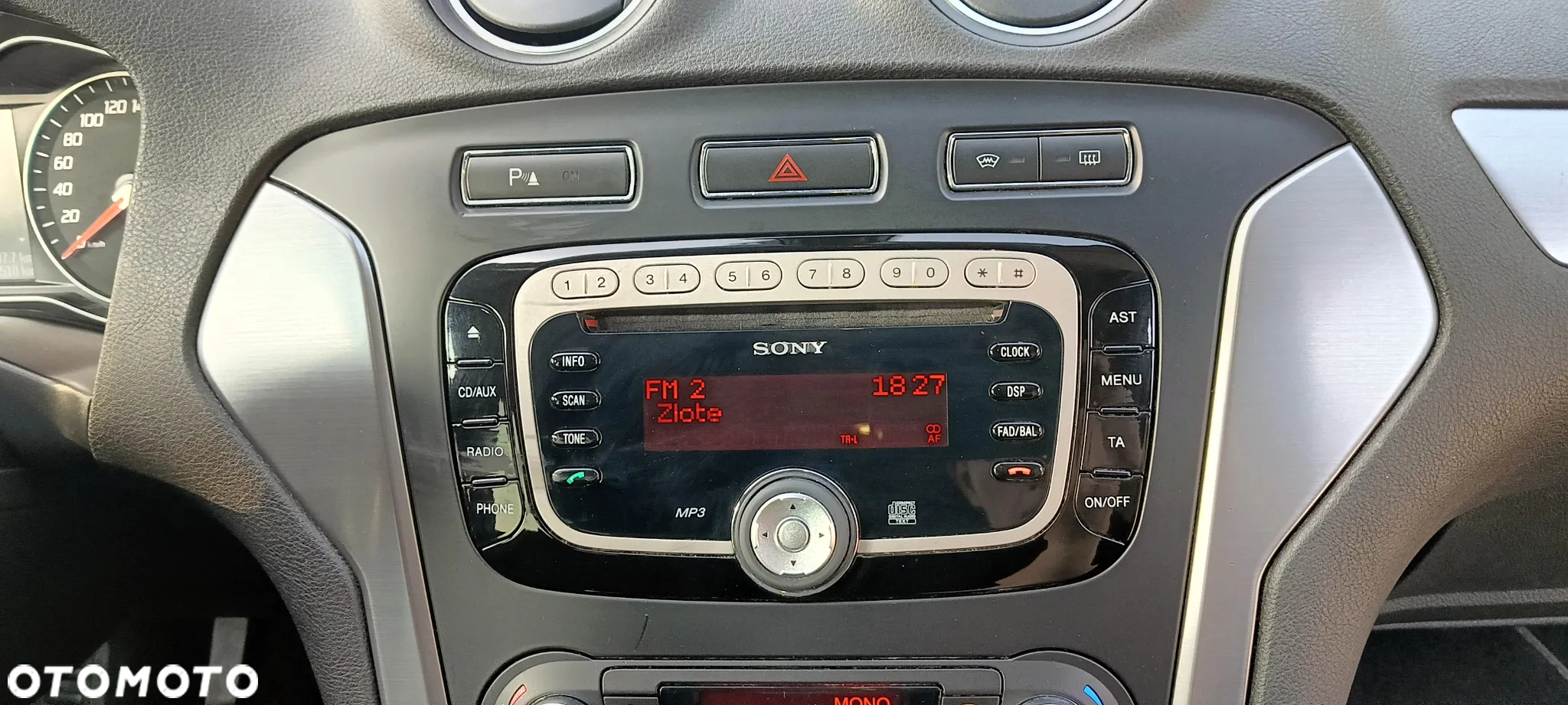 Ford Mondeo 2.0 EcoBoost Titanium X - 12