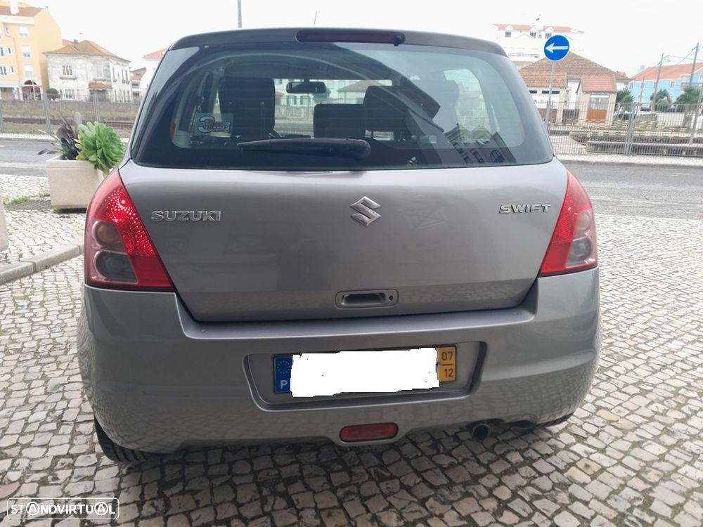 Suzuki Swift 1.3 DDiS Sport - 5
