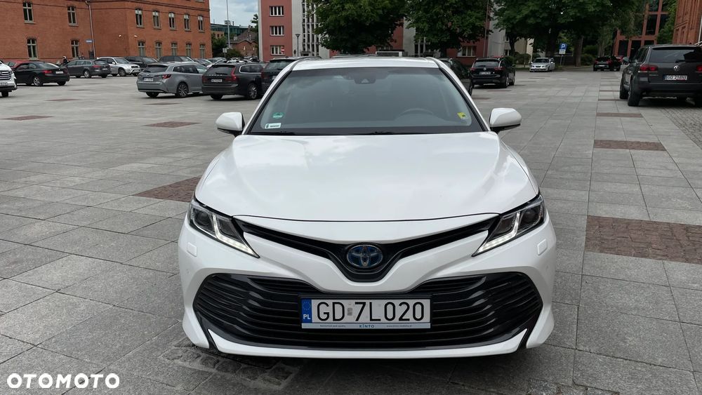 Toyota Camry 2.5 Hybrid Comfort CVT - 3