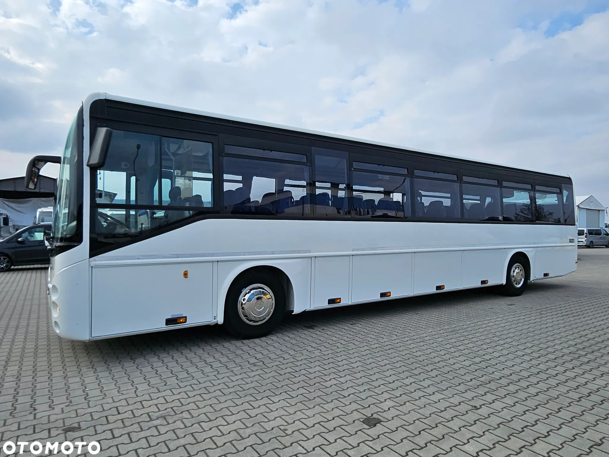 Irisbus ARES / SPROWADZONY / 62 MIEJSCA + 26 STOJACYCH - 3