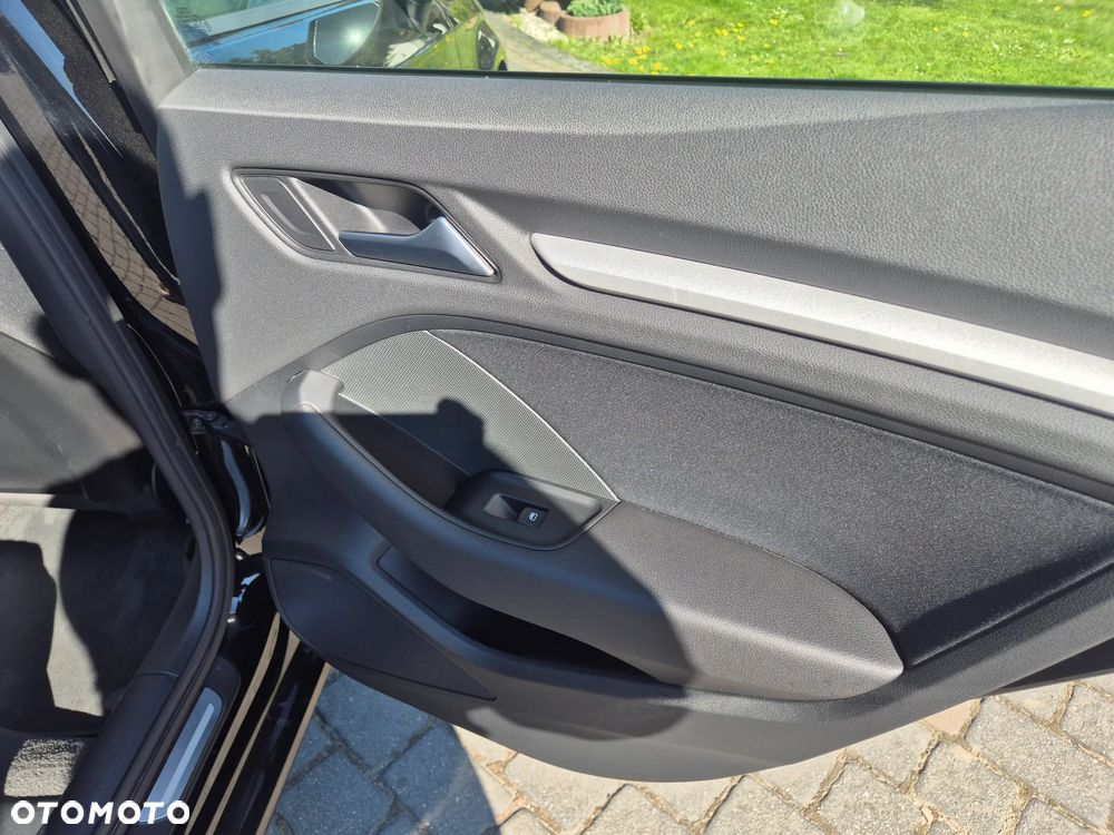 Audi A3 Sportback 1.4 TFSI Attraction - 18
