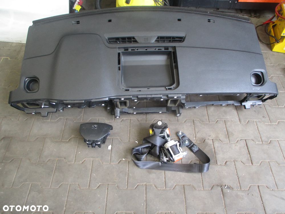 peugeot expert III Traveller konsola poduszki napinacze deska - 1