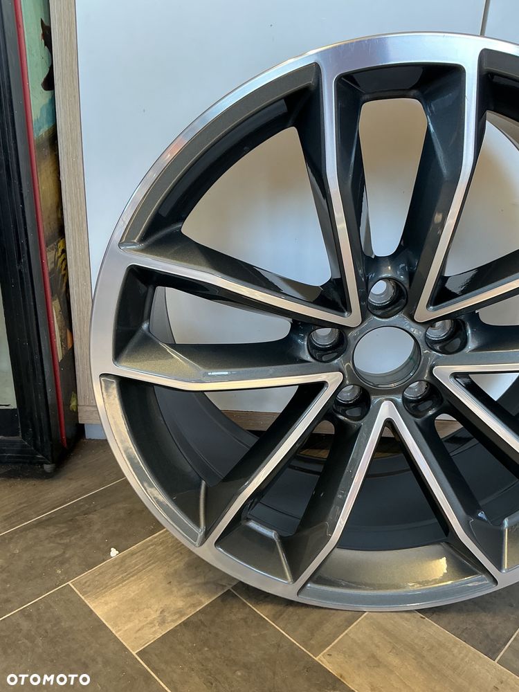 AUDI A5 S5 8W0601025DF 8W0601025DG 19 FELGA ALUMINIOWA NOWA - 10