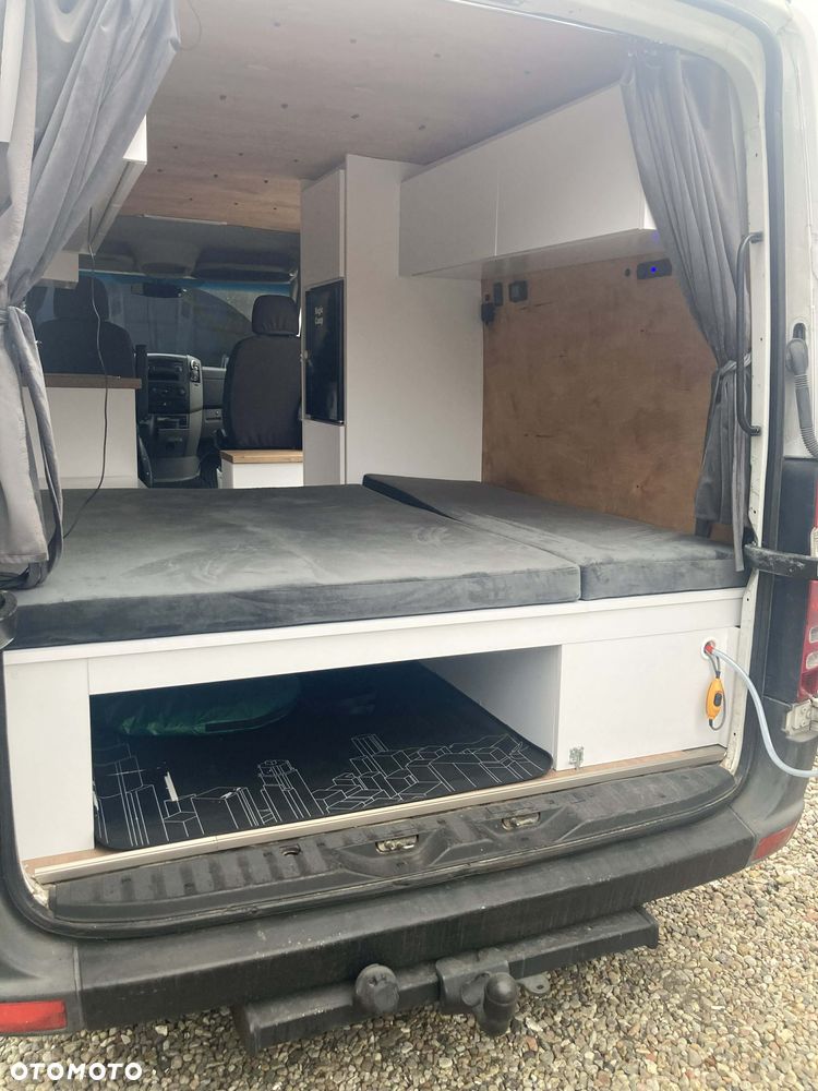 Mercedes-Benz Sprinter - 6