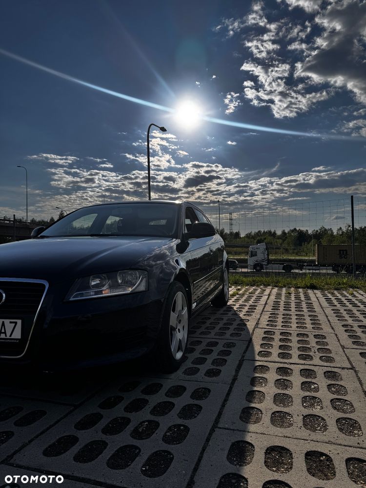 Audi A4 Avant - 16
