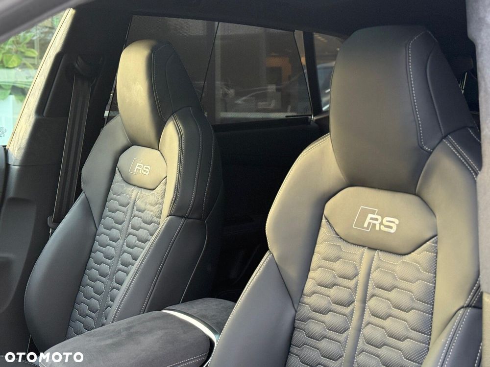 Audi RS Q8 - 34