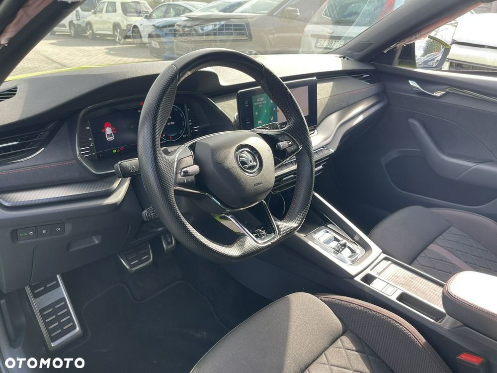 Skoda Octavia 2.0 TSI RS 245 DSG - 9