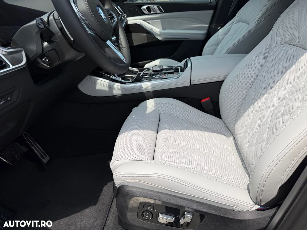 BMW X5 xDrive50e - 12