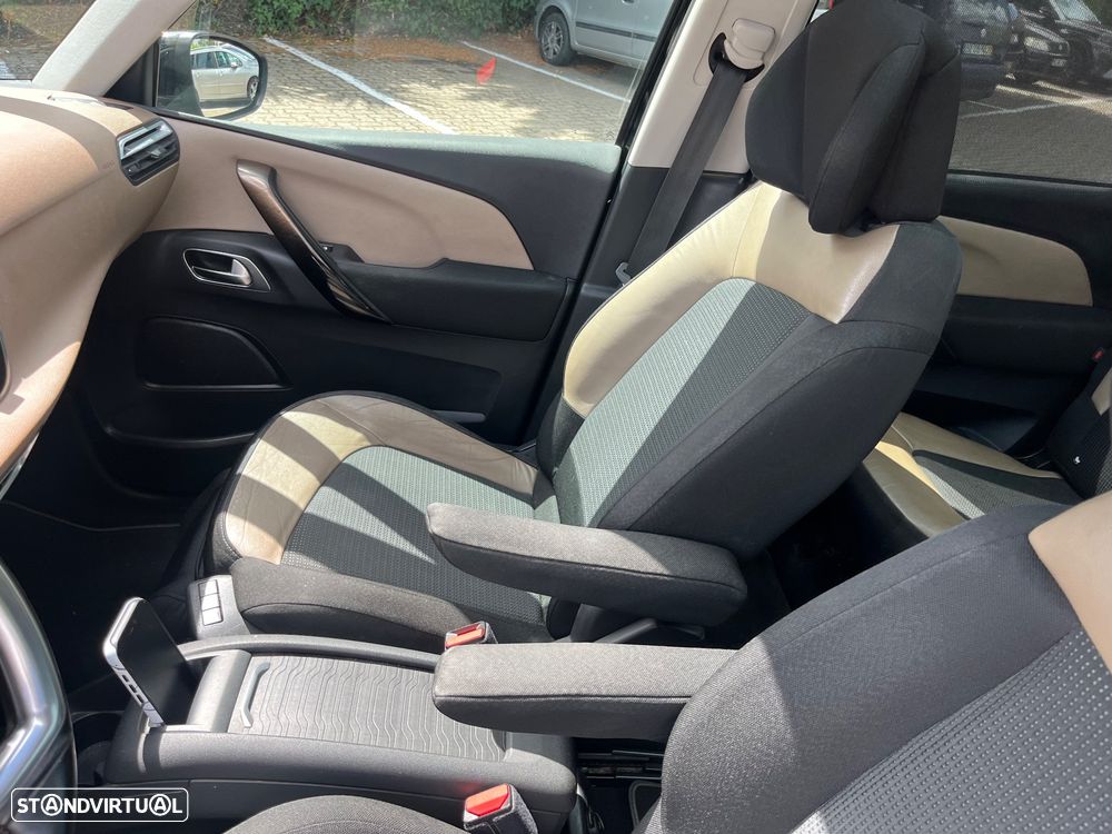 Citroën C4 Grand Picasso 1.6 BlueHDi Intensive EAT6 J17 - 25