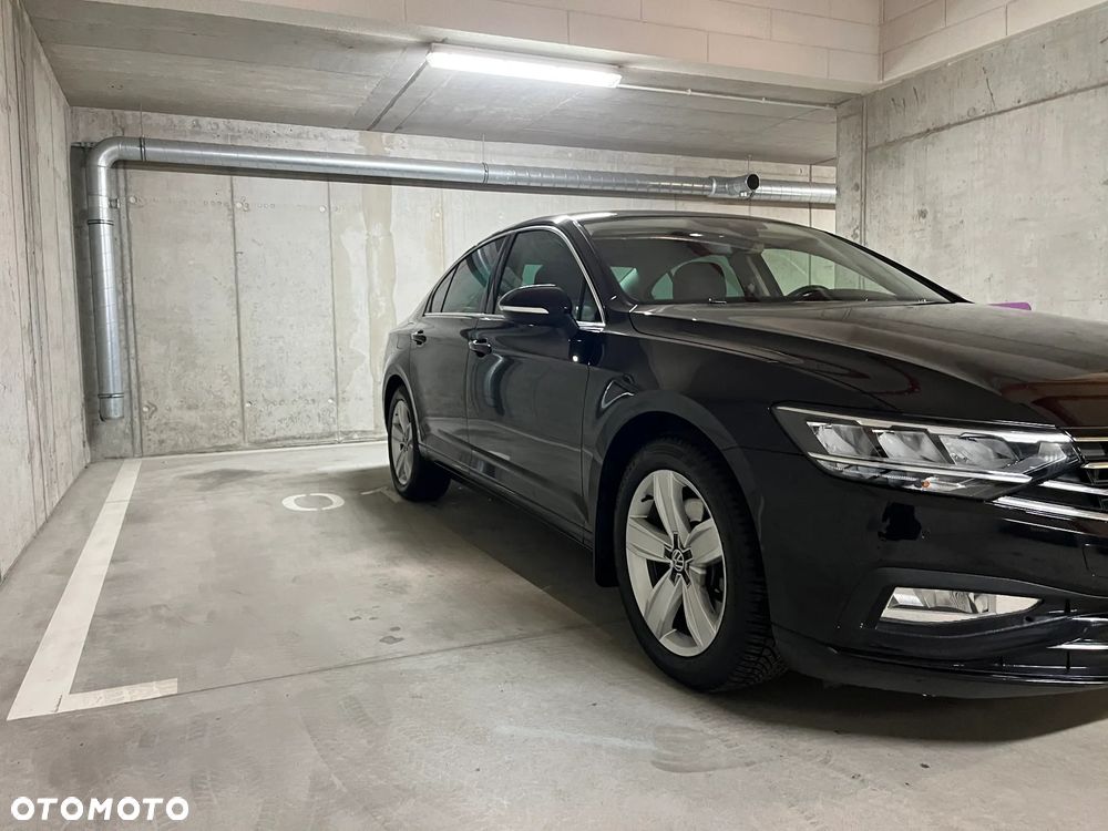 Volkswagen Passat 2.0 TSI Business DSG - 12