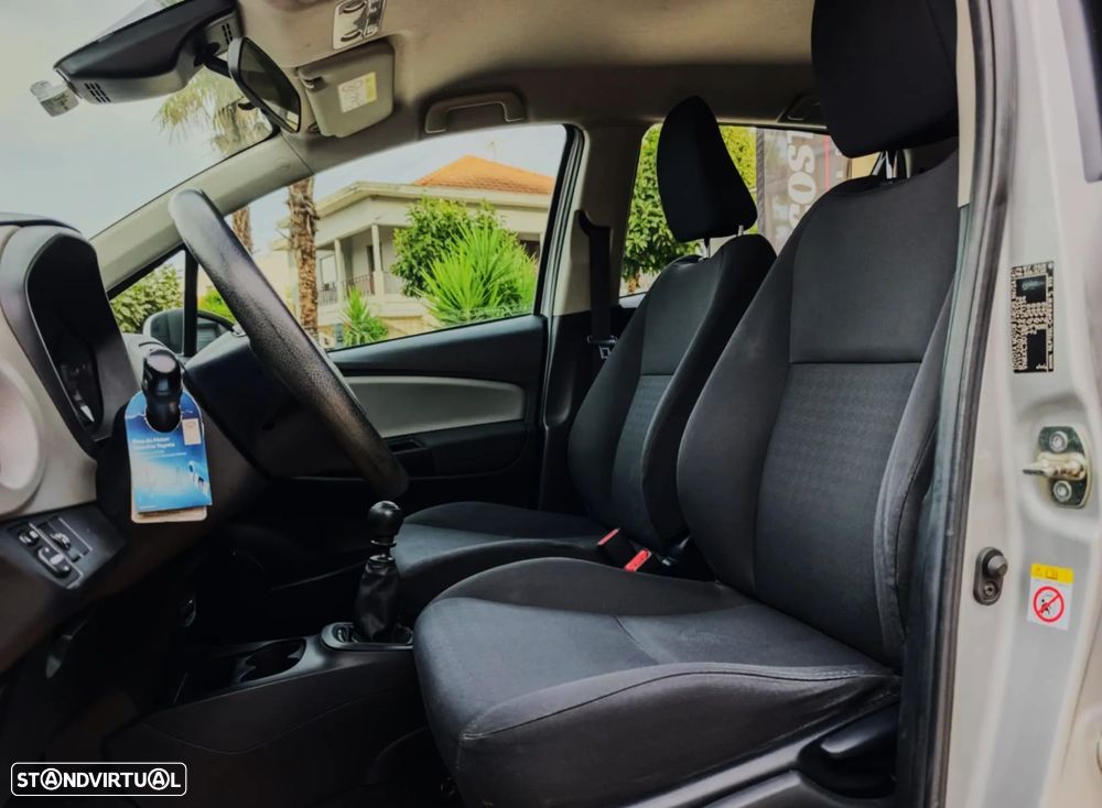 Toyota Yaris 1.4 D-4D ACtive+AC - 7