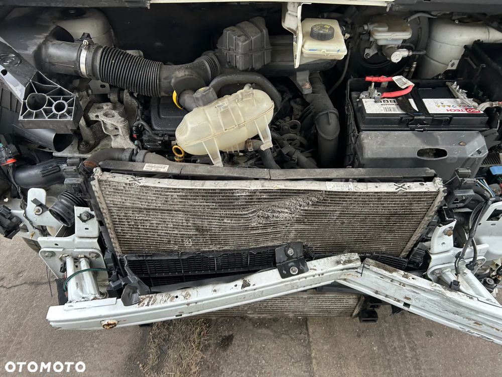 Renault Trafic - 26
