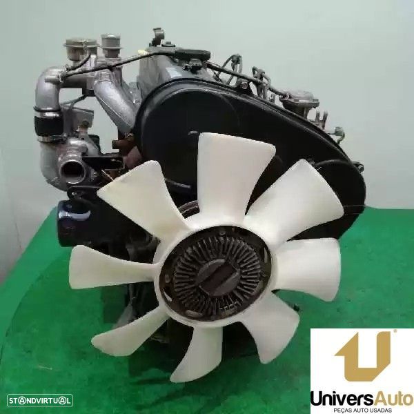 MOTOR COMPLETO MITSUBISHI MONTERO CANVAS TOP 1985 -4D55T - 3