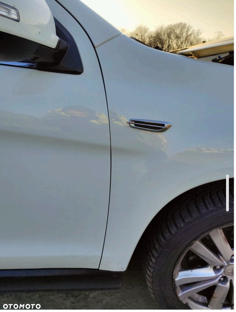 Mitsubishi ASX - 4