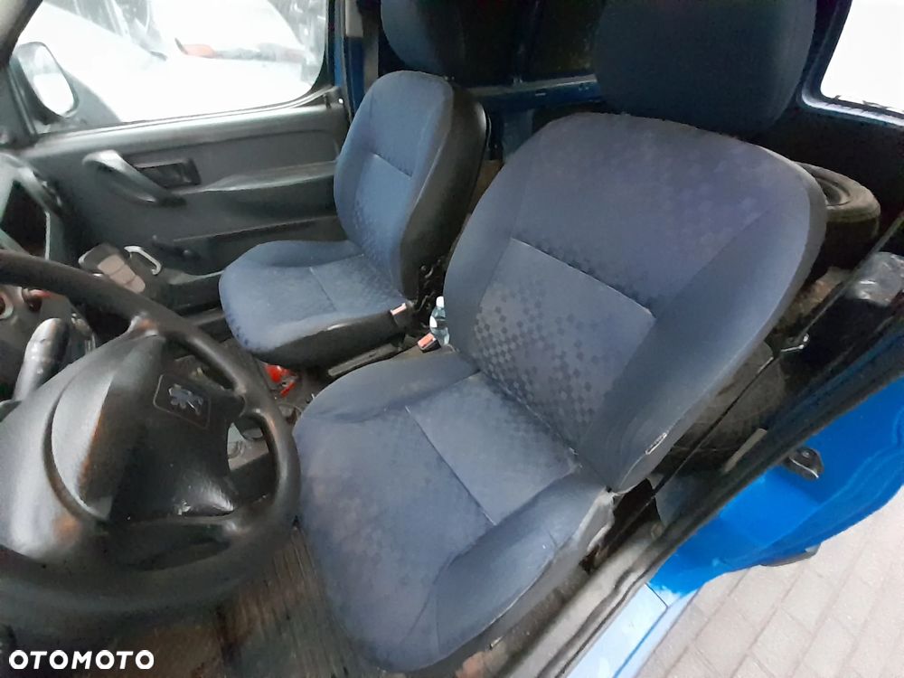 CITROEN BERLINGO I LIFT FOTELE PRZEDNIE PRZÓD - 1