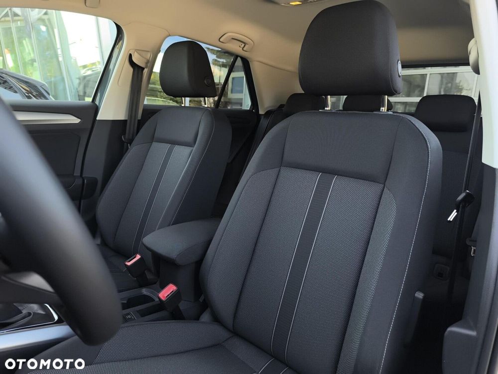Volkswagen T-Roc - 11