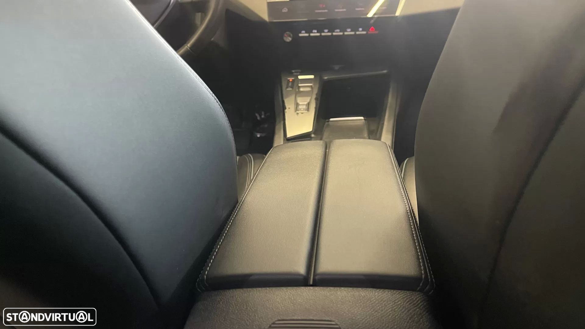 Peugeot 308 SW 1.5 BlueHDi Allure EAT8 - 39