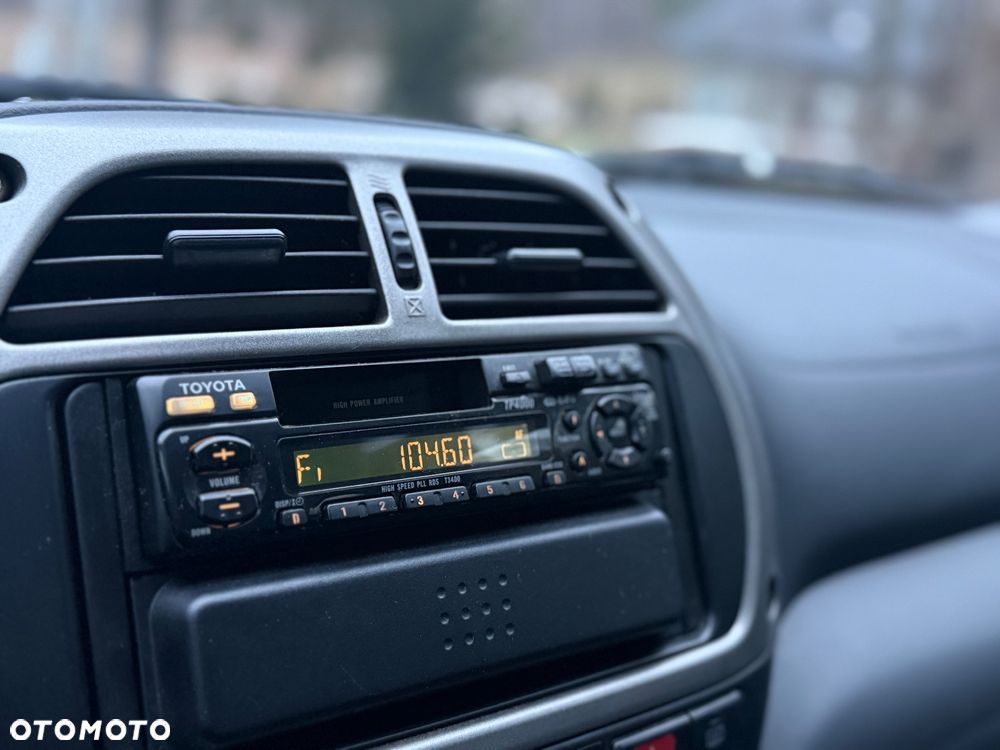 Toyota RAV4 4x2 - 19