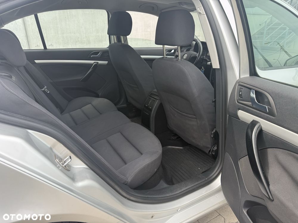 Skoda Octavia - 7