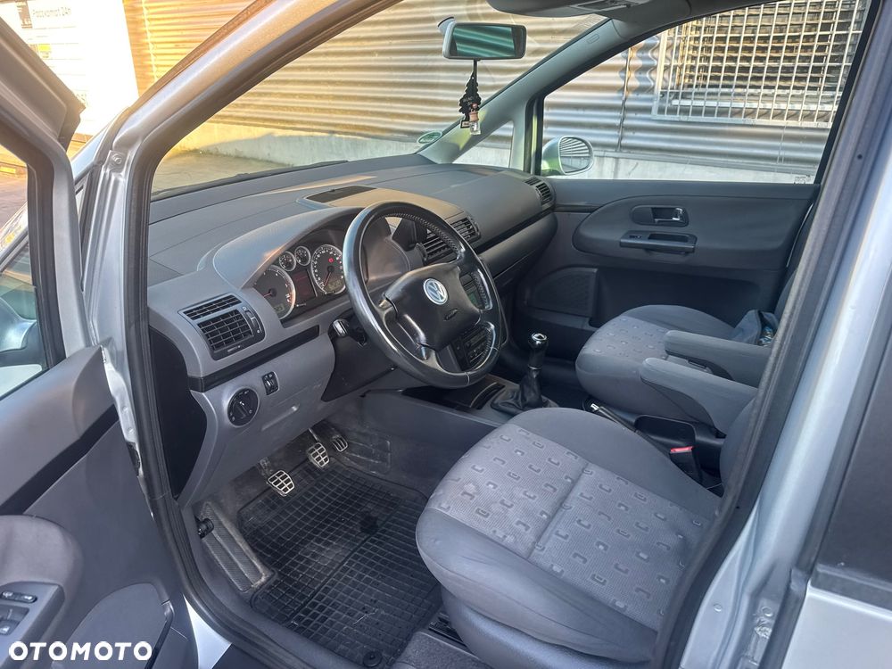 Volkswagen Sharan 2.0 TDI Comfortline - 11