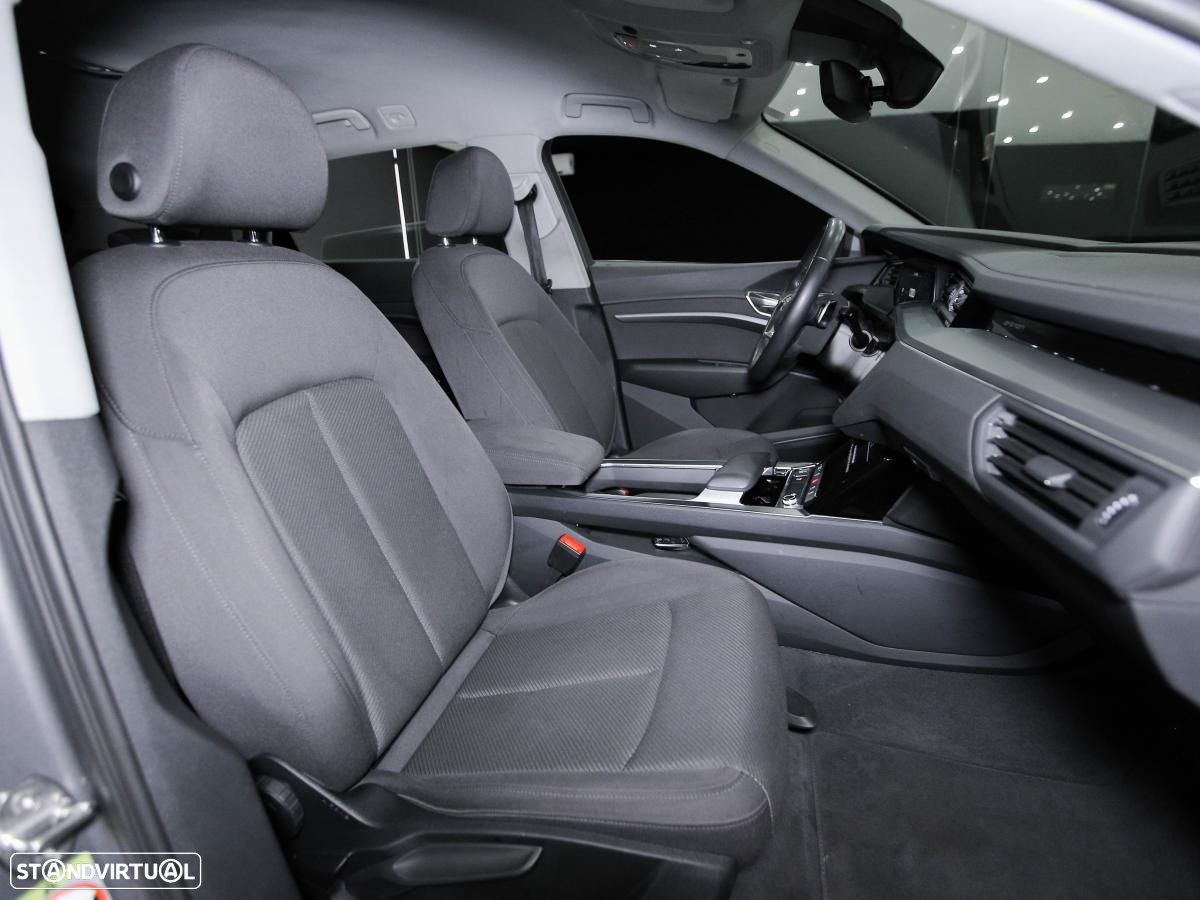 Audi e-tron 55 quattro - 9